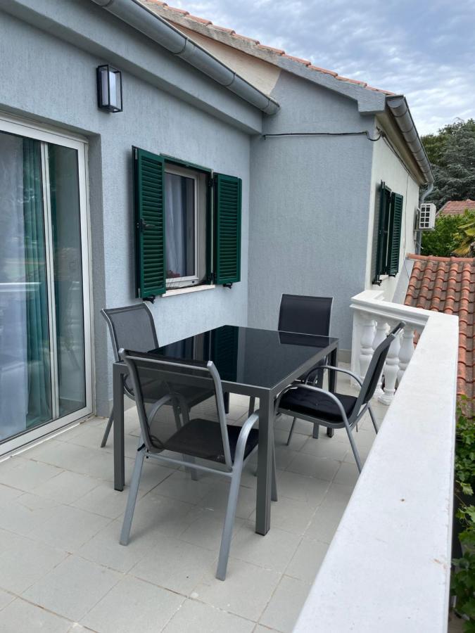 Enna Apartment 4 Meerblick Perfect Location เมดูลิน ภายนอก รูปภาพ